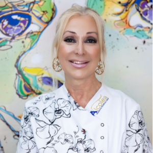 Alejandra Svensson, instrumentadora quirúrgica y responsable de comunicación en Clínica Alcolea.