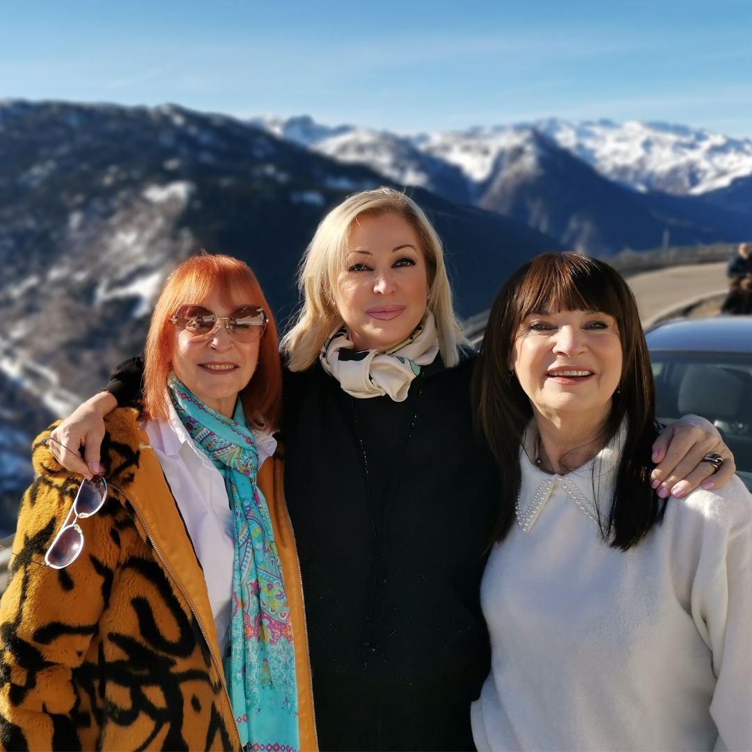 Referentes femeninos: Alejandra Svensson junto a su madre y su tía