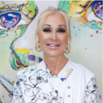 Alejandra Svensson responsable de comunicación de Clínica Alcolea